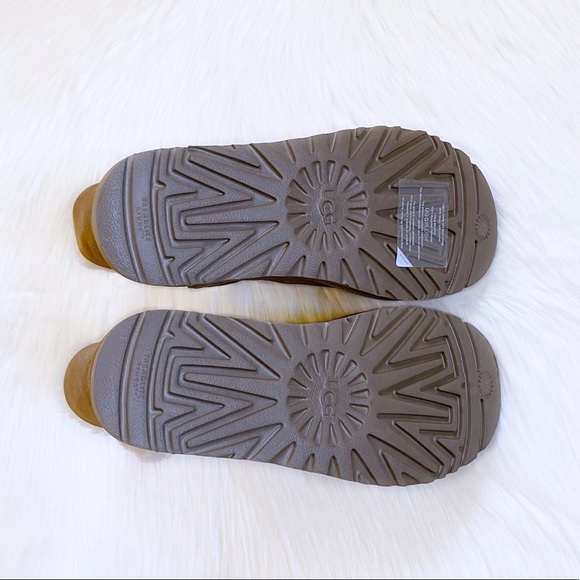 UGG Women’s Mini Bailey Snaps Chestnut Suede Boots - Picture 9 of 10